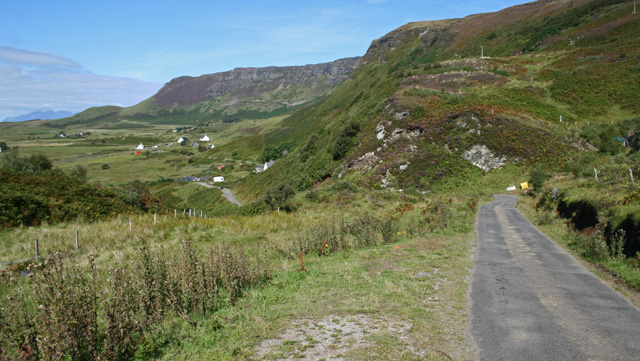 File:Eigg-cleadale.jpg