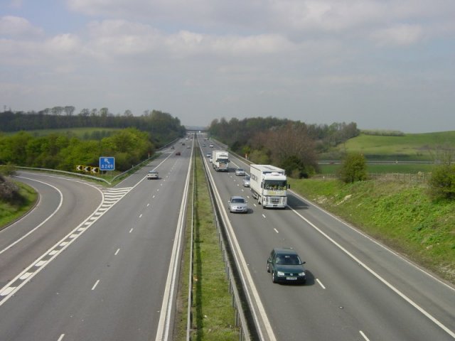 File:Junction 5, M2 motorway.jpg