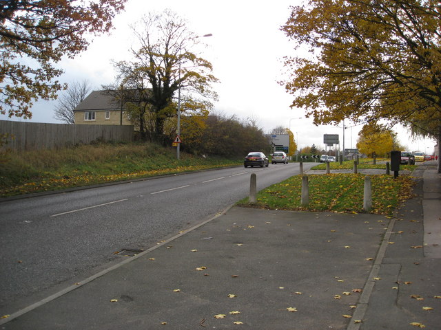 File:Worksop - Newcastle Avenue (B6024) approaching the A57 Roundabout - Geograph - 1041563.jpg