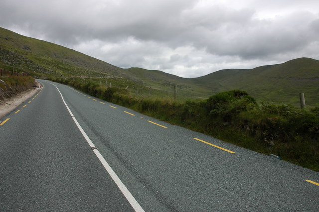 File:Road to Connor Pass from the south - Geograph - 484652.jpg