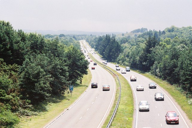 File:A338 Bournemouth Spur Road - Coppermine - 17567.jpg