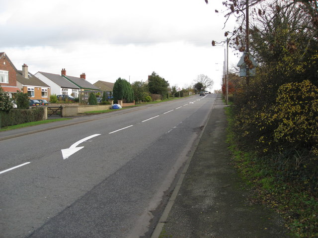 File:Mastin Moor - Worksop Road (A619) - Geograph - 1047642.jpg