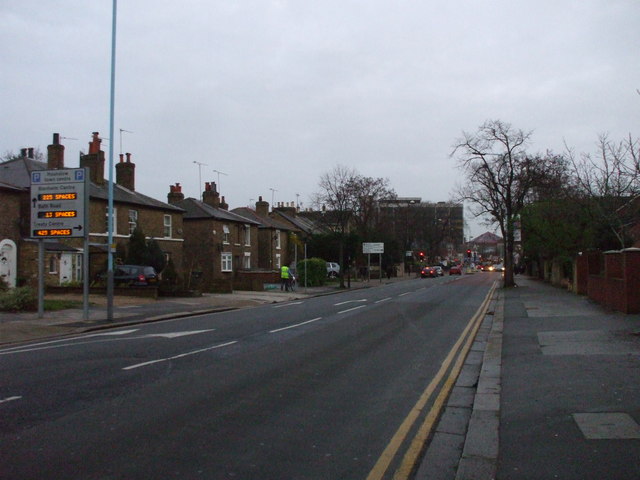 File:Bath Road, Hounslow - Geograph - 1614582.jpg