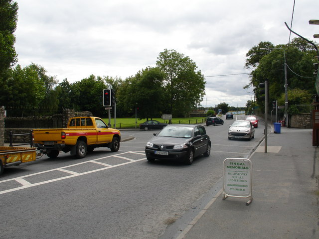 File:Malahide and Balgriffin Road Junction - Geograph - 527083.jpg