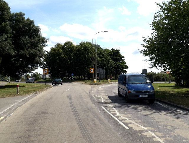 File:A120 Coggeshall Road, Marks Tey - Geograph - 4114866.jpg