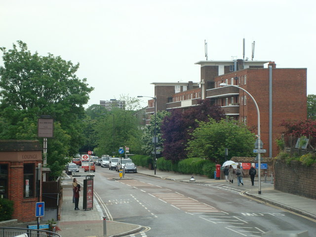 File:Perry Vale, London SE23 (C) Stacey Harris - Geograph - 1886668.jpg