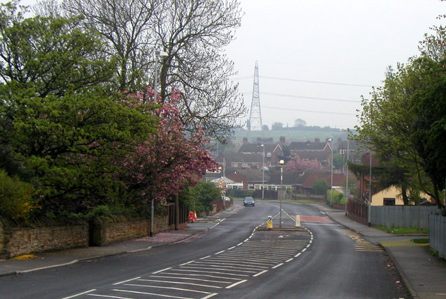 File:Snydale Road (B6133) in Normanton - Geograph - 165696.jpg