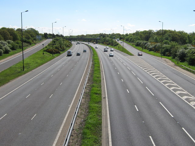 File:A2 Dual Carriageway to Dartford - Geograph - 1279300.jpg