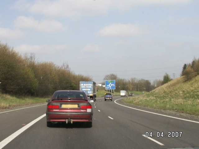 File:M69 northern end.jpg