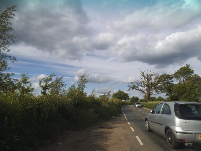 File:Coopers Green Lane, Hatfield - Geograph - 4497325.jpg