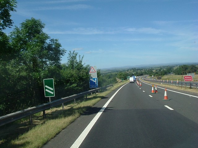 File:The Brough bypass - Geograph - 400322.jpg