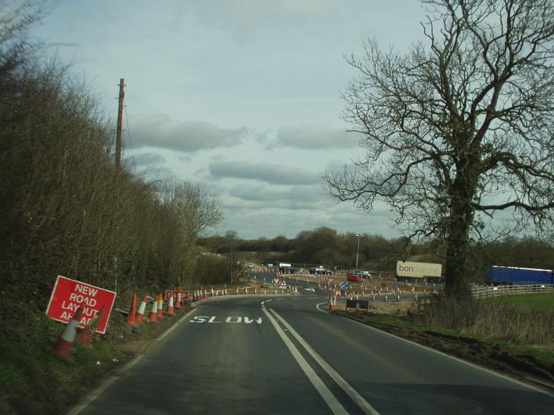 File:A4071 Rugby Western Relief Road Potfords Dam - Coppermine - 21777.jpg