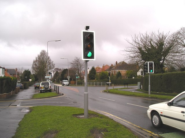 File:Junction of Marton Road and Bempton Lane - Geograph - 1706328.jpg