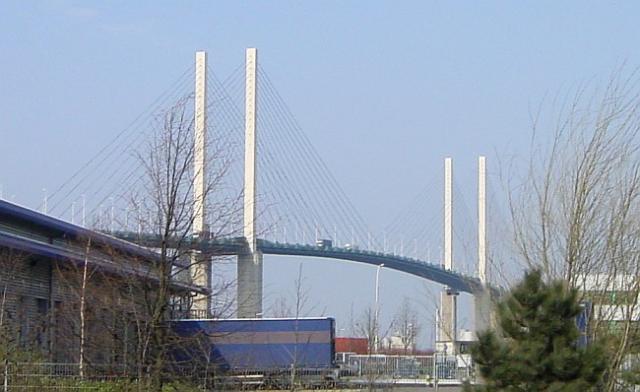 File:Queen Elizabeth II Bridge, Dartford.jpg