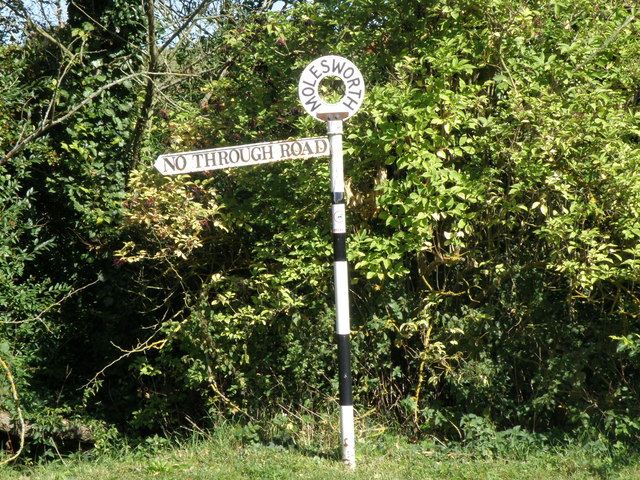 File:No through road in Molesworth - Geograph - 1498330.jpg