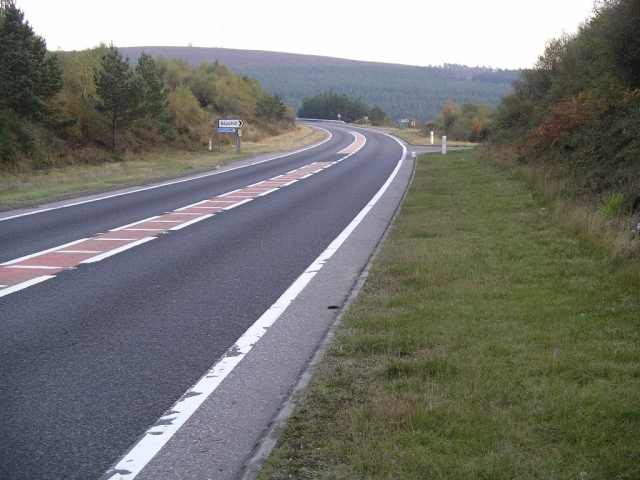 File:The A9 at Slochd - Geograph - 66894.jpg