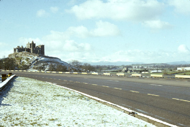 File:Rock of Cashel, with Galtee Mountains in distance - Geograph - 65019.jpg