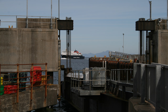 File:Tiree-terminal.jpg