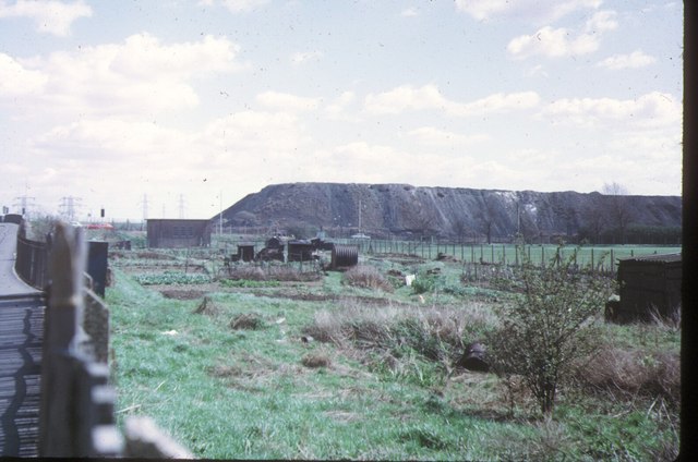 File:Beckton Alps, 1973 - Geograph - 130201.jpg