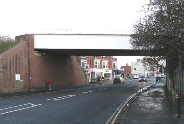 File:Railway Bridge over Flamborough Road - Geograph - 1567010.jpg