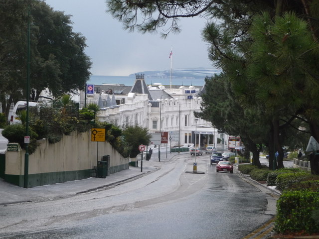 File:Bournemouth, down Bath Hill - Geograph - 1146385.jpg