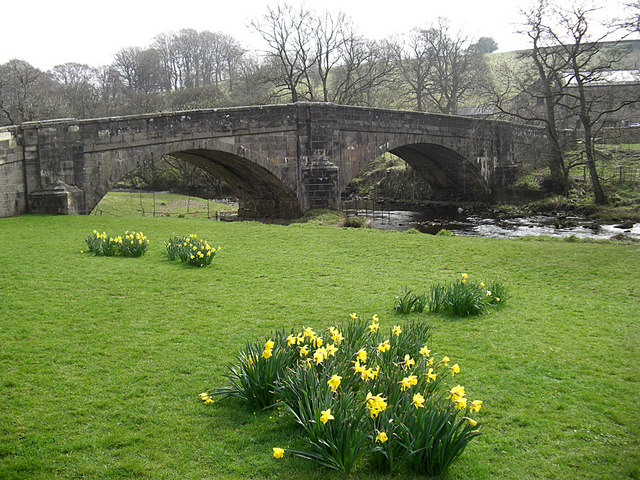 File:Slaidburn Bridge - Geograph - 1820305.jpg