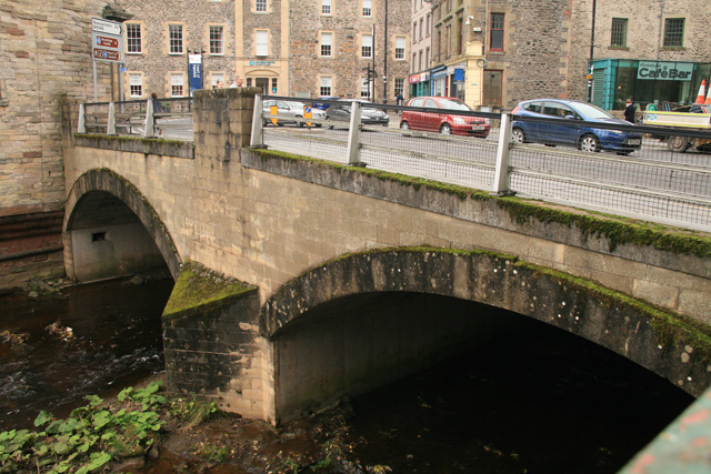 File:Drumlanrig-br.jpg