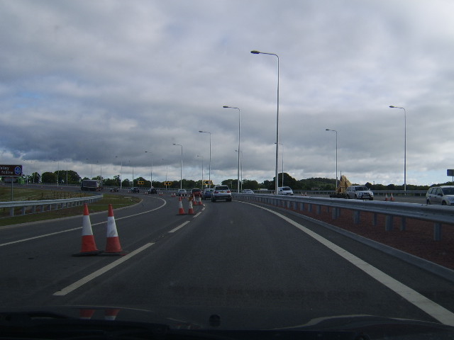 File:And around the corner towards the A90 - Coppermine - 15174.JPG