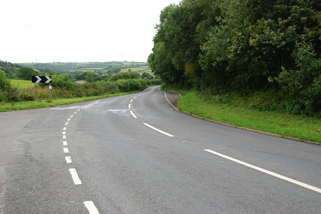 File:B3372 old Exeter road - Geograph - 1424889.jpg