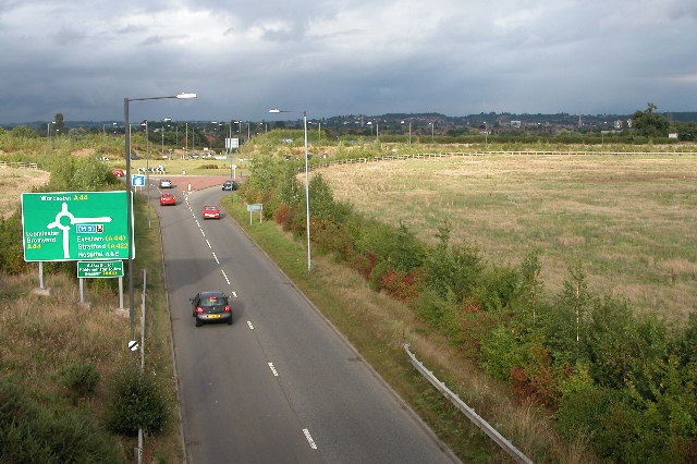 File:Roundabout at the western end of Worcester's southern link road - Geograph - 53886.jpg