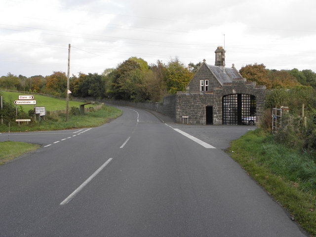 File:Armagh Road Tandragee (C) HENRY CLARK - Geograph - 1530896.jpg