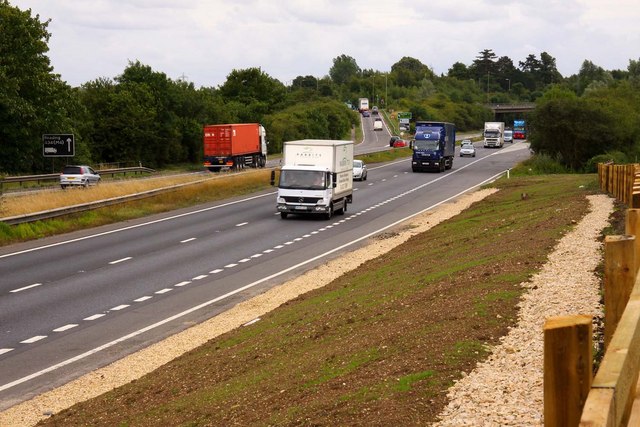 File:The A34 at South Hinksey - Geograph - 1442907.jpg
