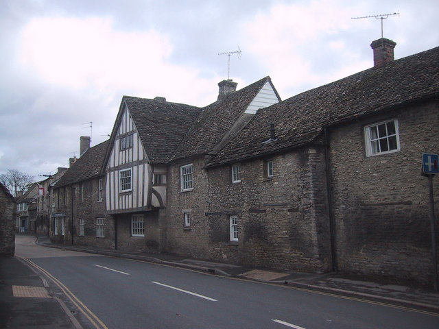 File:The A417 enters Fairford - Geograph - 1587982.jpg