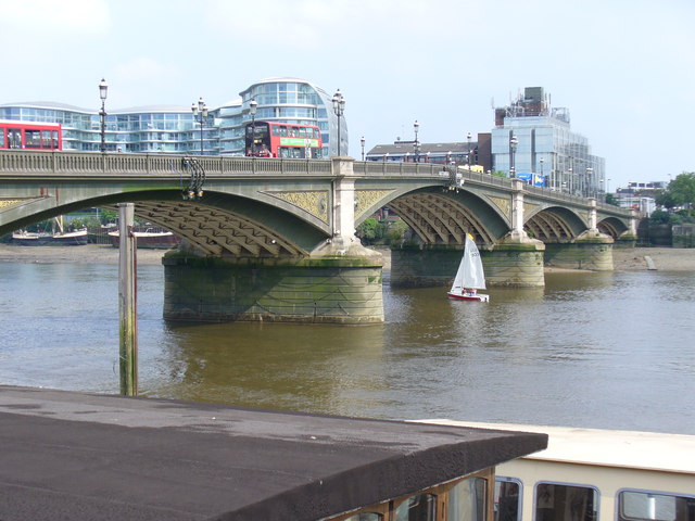 File:Battersea Bridge.jpg