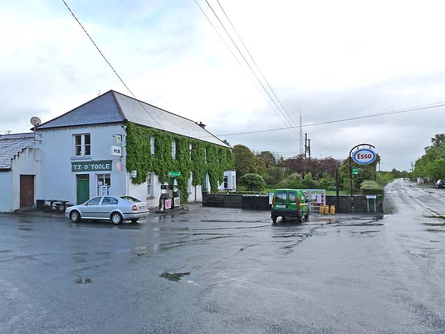 File:Village centre, Toormakeady - Geograph - 2427392.jpg