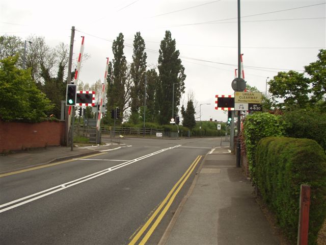 File:Level Crossing Wheelwright Lane Coventry - Coppermine - 11711.jpg