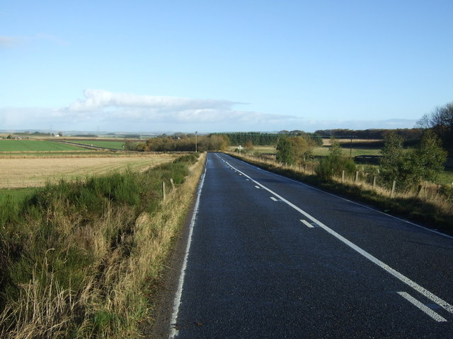 File:B999 heading north (C) JThomas - Geograph - 3978691.jpg