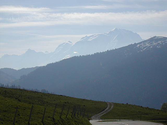 File:D909 Col des Aravis With Mont Blanc View - Coppermine - 15208.jpg