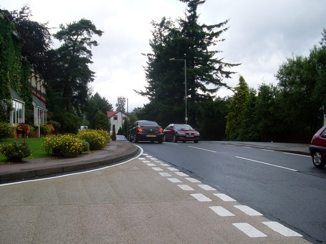 File:Main Street, Crianlarich - Geograph - 936072.jpg