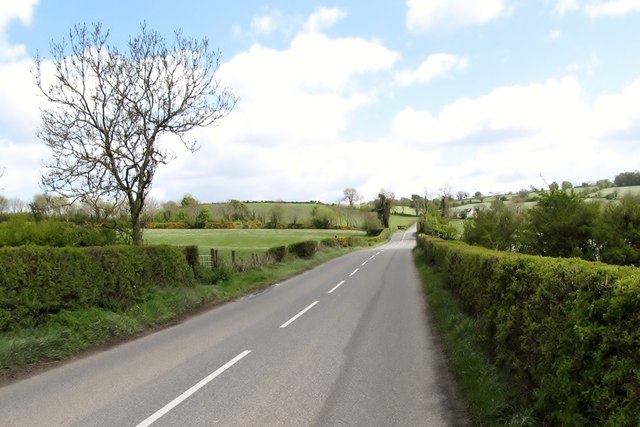 File:View east along Kingsmill Road - Geograph - 3919299.jpg