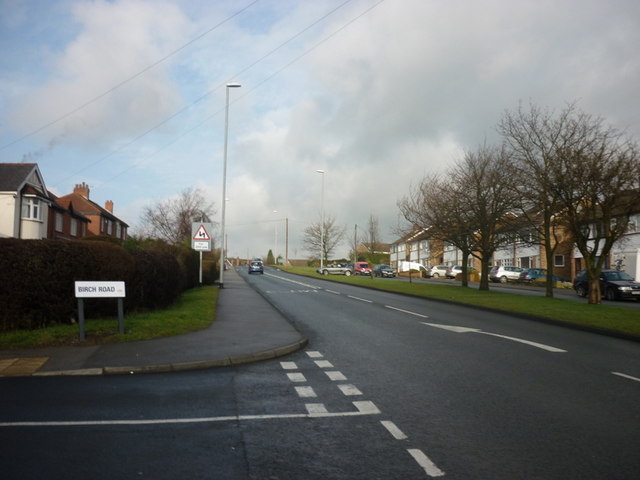 File:The B6137 Leeds Road, Kippax (C) Ian S - Geograph - 2267780.jpg