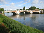 Hampton Court Bridge.jpg