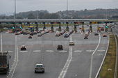 M4, Second Severn crossing tollbooths - Geograph - 1078389.jpg