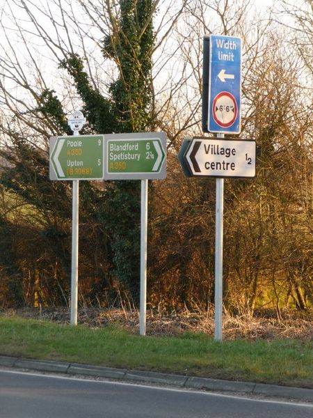 File:Sturminster Marshall- new signage on the A350 - Geograph - 1741455.jpg