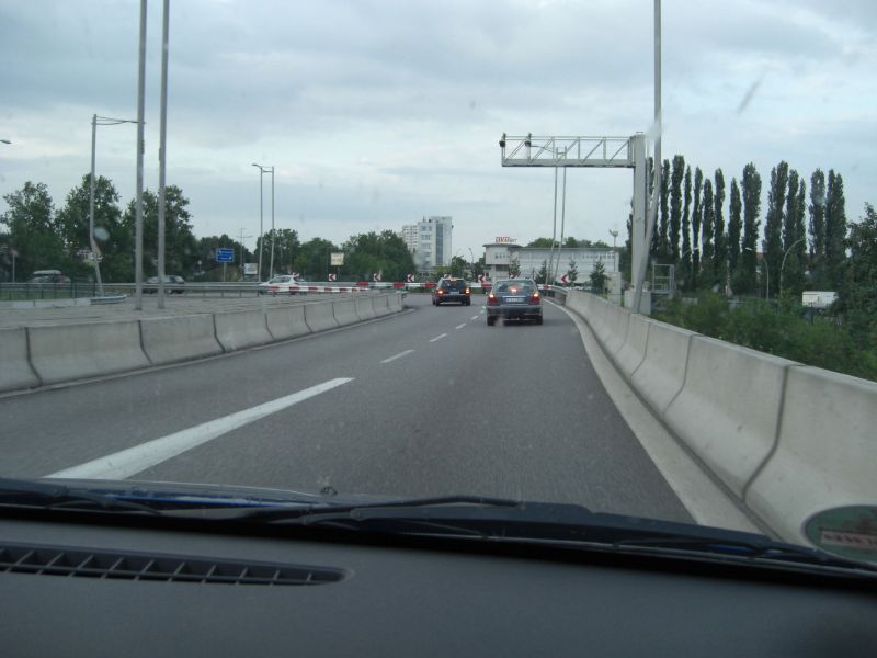 File:Current eastern terminus of the A100 Stadtautobahn ahead. - Coppermine - 22599.JPG