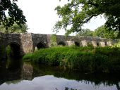 Stoneleigh-Packhorse Bridge (C) Ian Rob - Geograph - 1581421.jpg