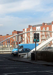 Giant AluStar traffic lights, James Joyce Bridge Dublin - Coppermine - 15569.jpg
