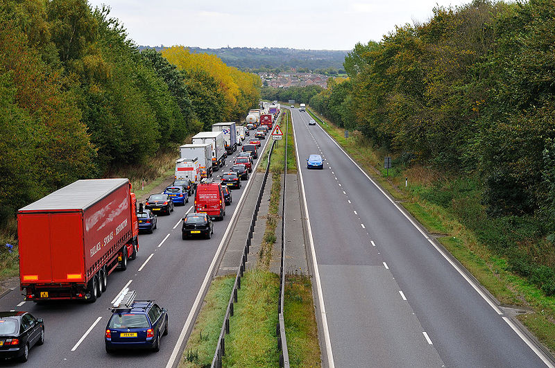 File:Queue on A38 approaching M1 J28 - Coppermine - 23234.jpg