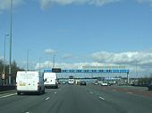 Overhead Gantry - Geograph - 1222184.jpg