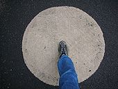 Tiny mini roundabout 1 (Perth) - Coppermine - 4702.JPG